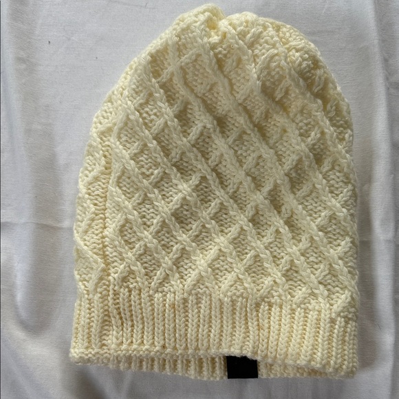 The Animal Rescue Site Cream Knit Beanie - Picture 3 of 3